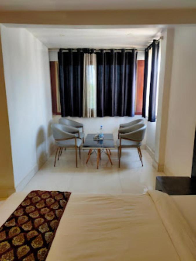 Hotel The Hills, Ambikāpur Exteriér fotografie